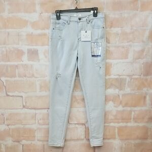 NWT Bleu Size 8 Women's Light Blue Jeans